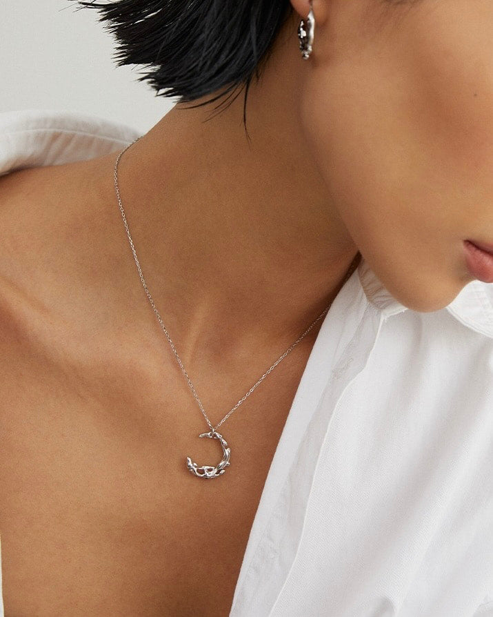 18K Gold Plated Vermeil Water Flow Necklace