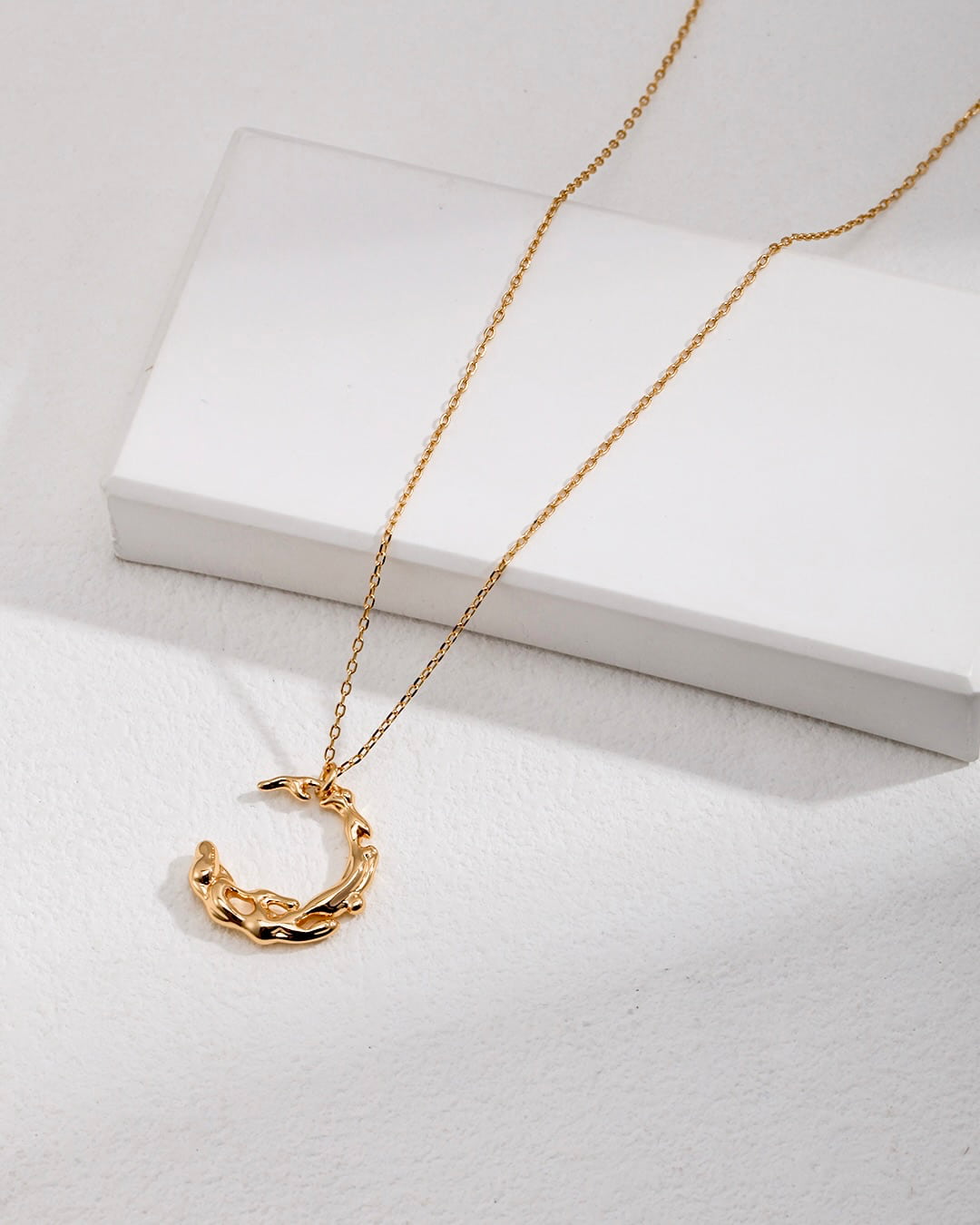 18K Gold Plated Vermeil Water Flow Necklace