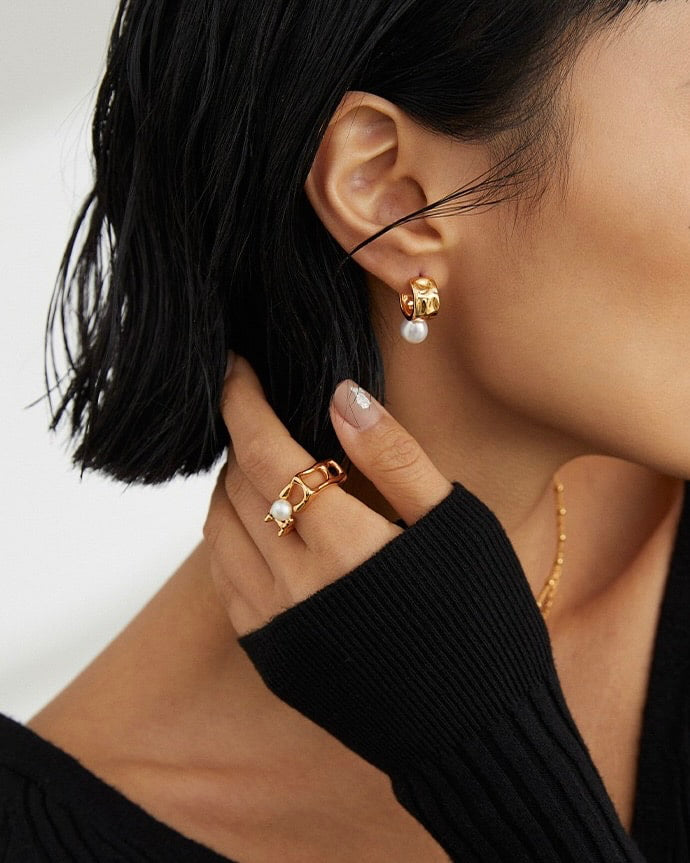 18K Gold Plated Vermeil Natural Pearl Hoop Earrings