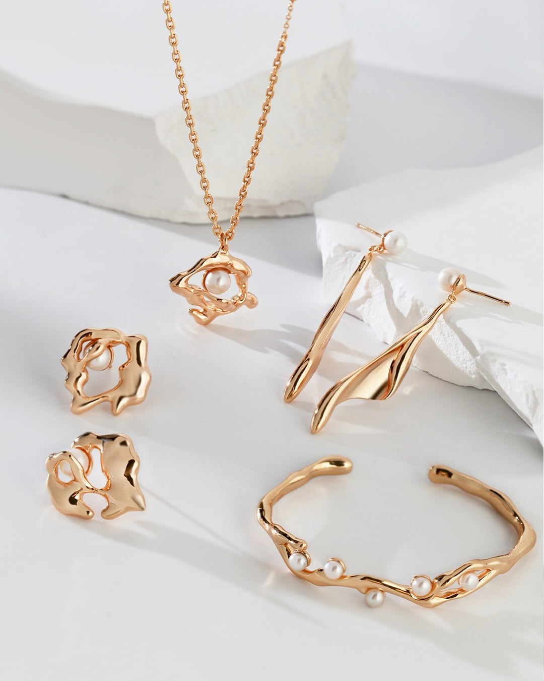 18K Gold Plated Vermeil Natural Pearl Cuff Bracelet