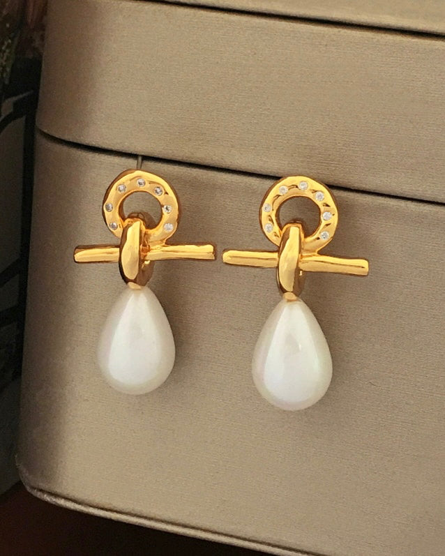 Simulated Pearl Drop Earrings