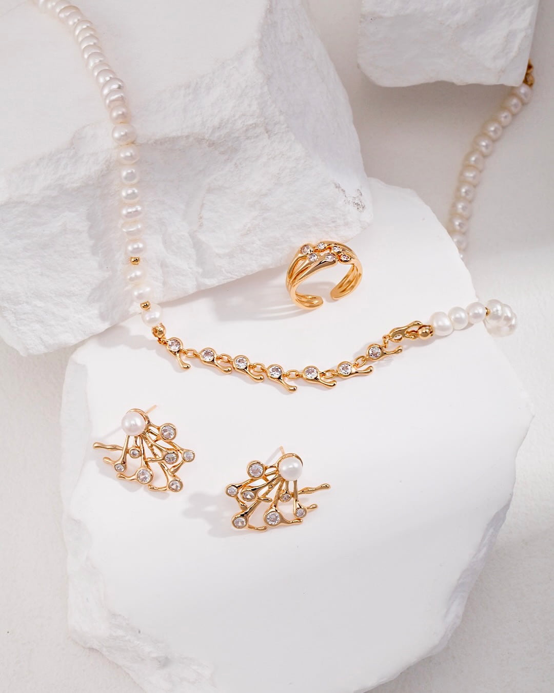 Branch-Inspired Pearl Necklace | Adjustable Chain in Gold Vermeil & Silver