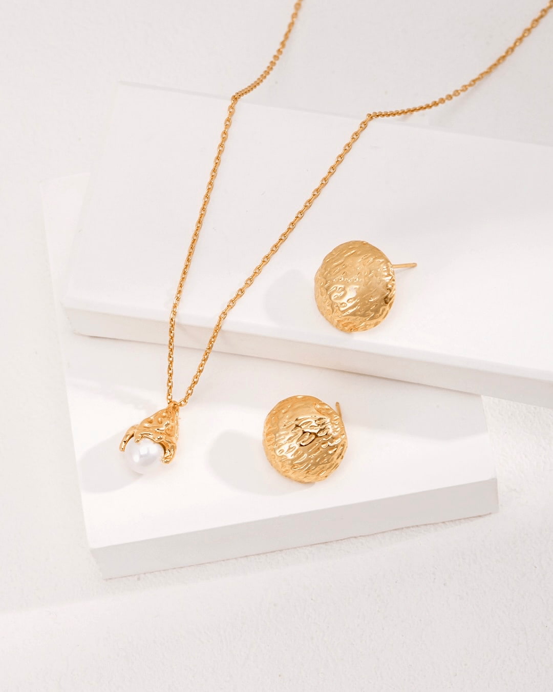 18K Gold Plated Vermeil Natural Pearl Pendant Necklace