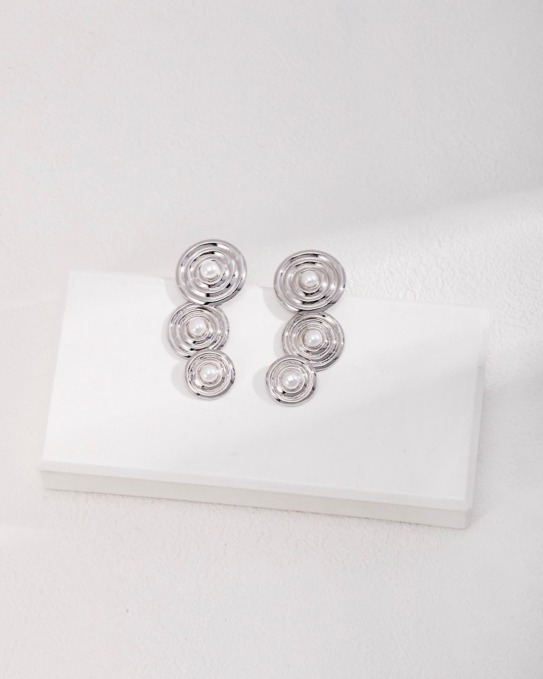 18K Gold Plated Vermeil Natural Pearl Triple Wheels Drop Earrings