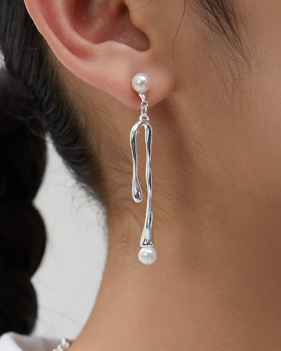 18K Gold Plated Vermeil Asymmetrical Pearl Earrings
