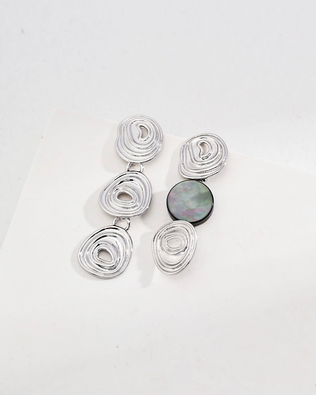 Black Shell Drop Earrings | Elegant Silver & Gold Tones with Natural Iridescence